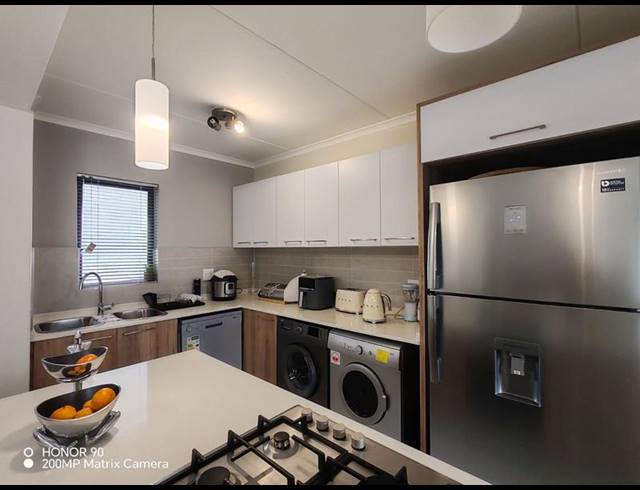 2 BEDROOM APARTMENT FOR SALE IN MODDERFONTEIN